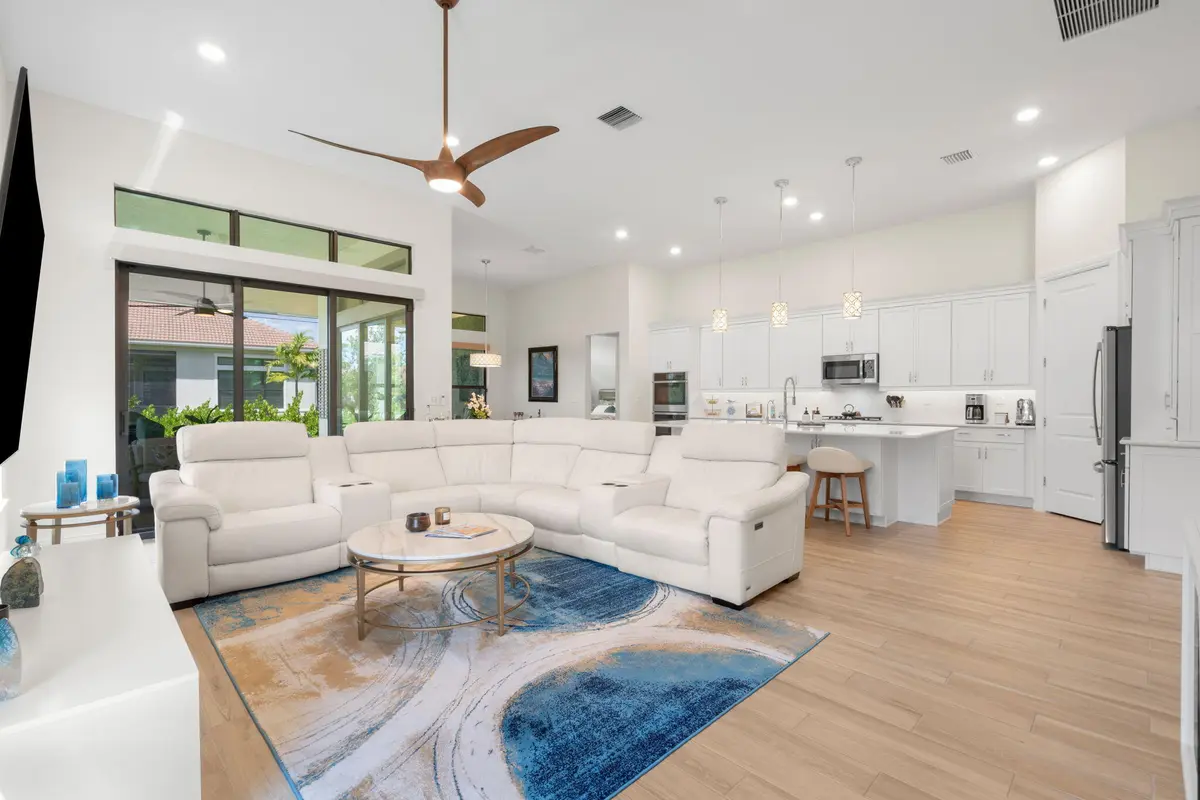 Greatroom at 11975 Vivar Run, Parkland