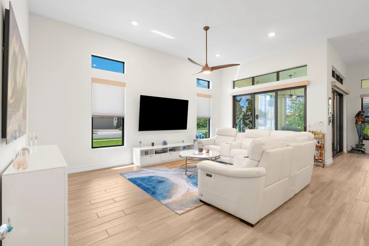Greatroom at 11975 Vivar Run, Parkland