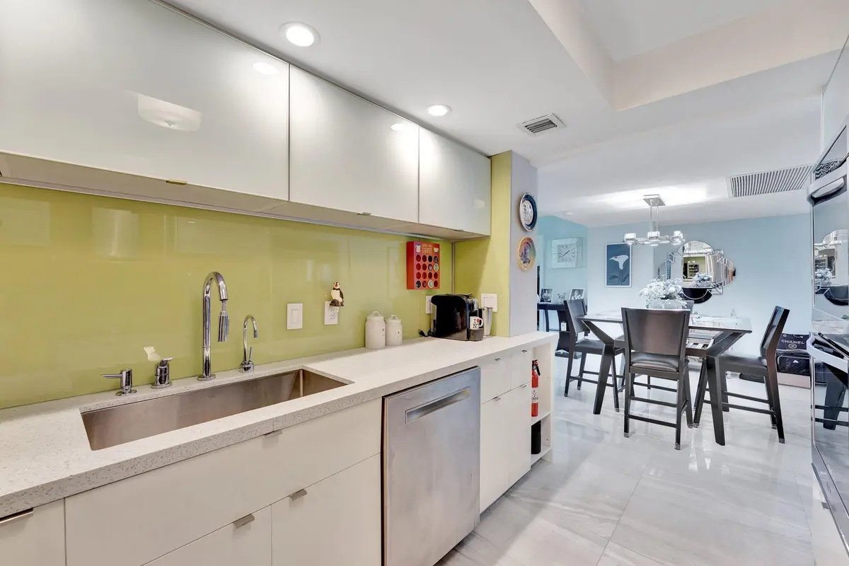 4-web-or-mls-DSC00516 at 1900 S Ocean Boulevard 8g, Lauderdale-By-The-Sea