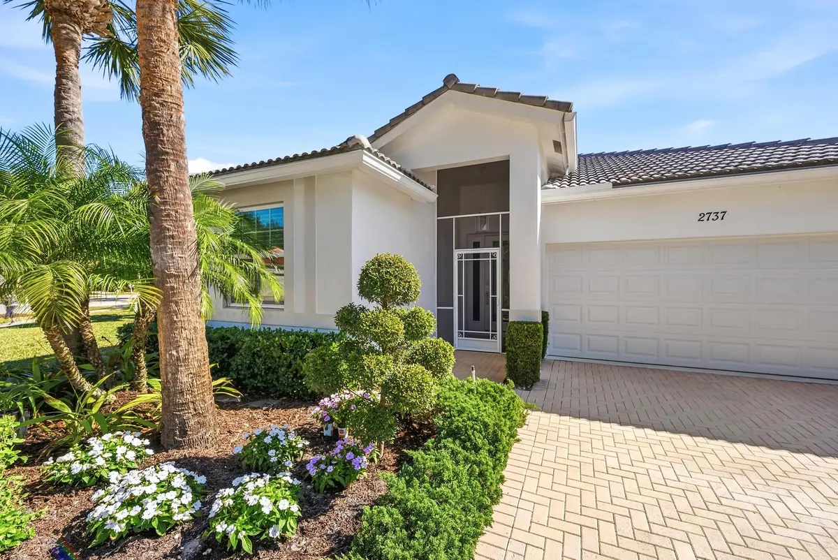 front elevation at 2737 Clipper Circle, West Palm Beach