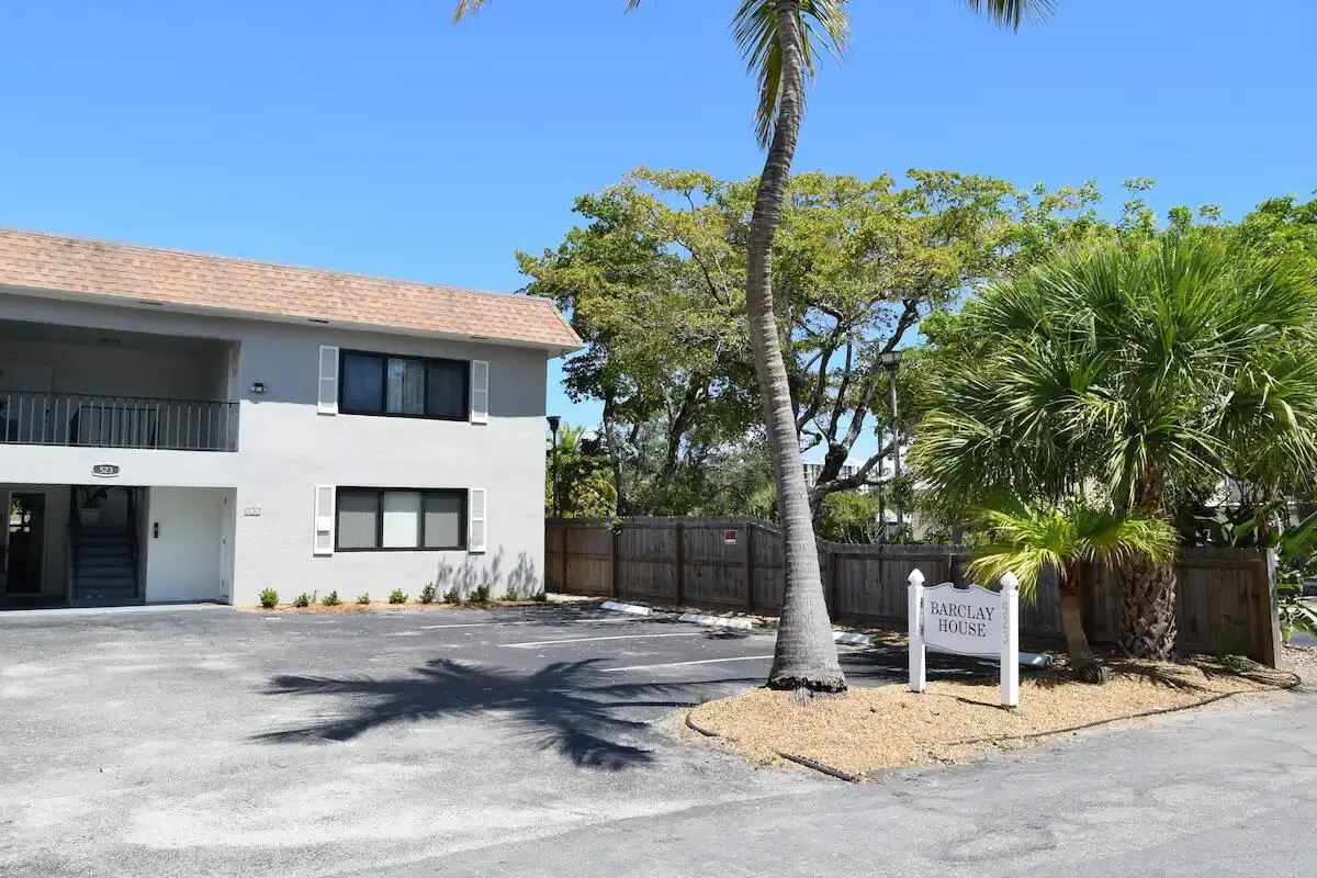 ray8z7f3 at 523 SE 20th Court 5, Boynton Beach