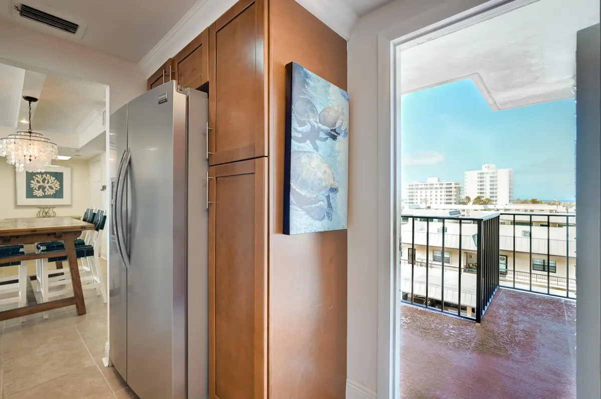 17-225 S Beach Road Unit 503-17 at 225 Beach Road 503, Tequesta