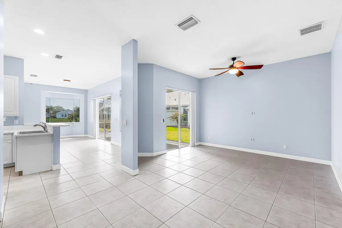 615 NE Canoe Park Circle, Port St. Lucie, FL – photo 3