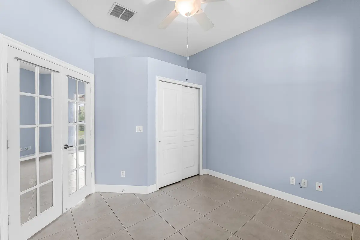 615 NE Canoe Park Circle, Port St. Lucie, FL – photo 7