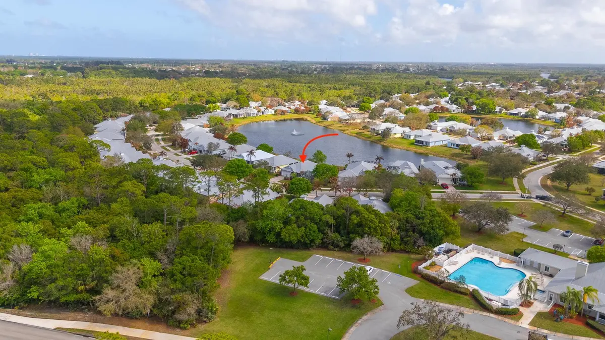 615 NE Canoe Park Circle, Port St. Lucie, FL – photo 2