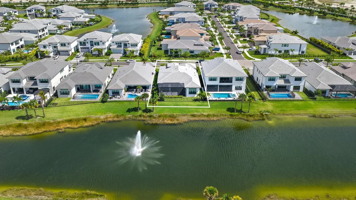 9933 Migration Point at 9933 Migration Point, Palm Beach Gardens