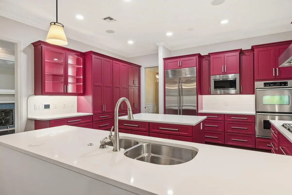 slot 8 at 651 N Tomahawk Trail, Indian River Shores