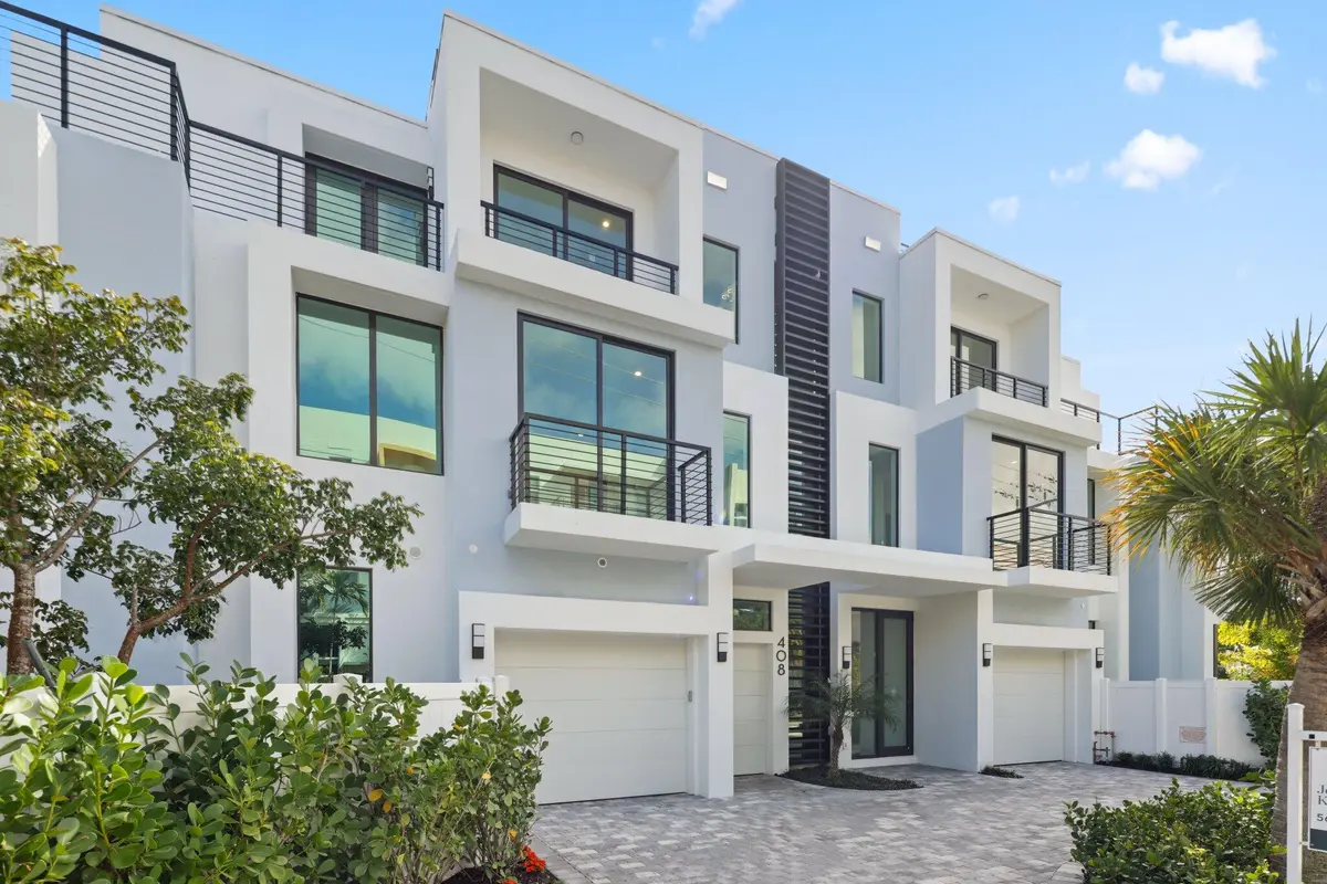 408 Southeast 2nd St - 8.jpg-SMALL at 408 SE 2nd Street, Delray Beach