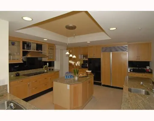 Kitchen at 209 N Birch Road 502, Fort Lauderdale