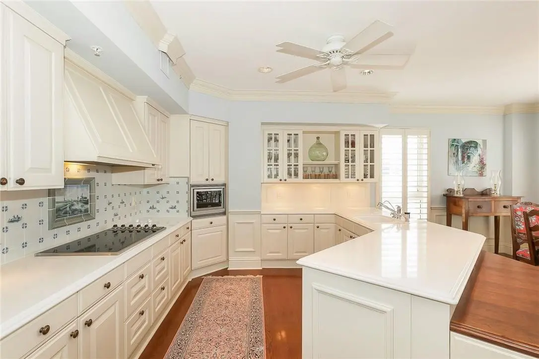 Photo 8 at 209 N Birch Road 404, Fort Lauderdale