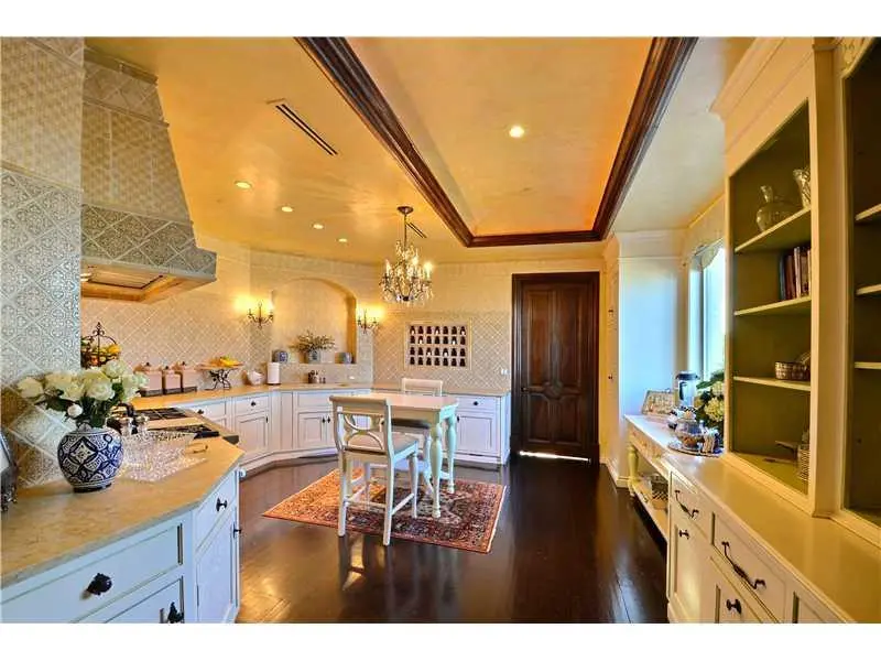 Kitchen at 209 N Birch Road 1401, Fort Lauderdale