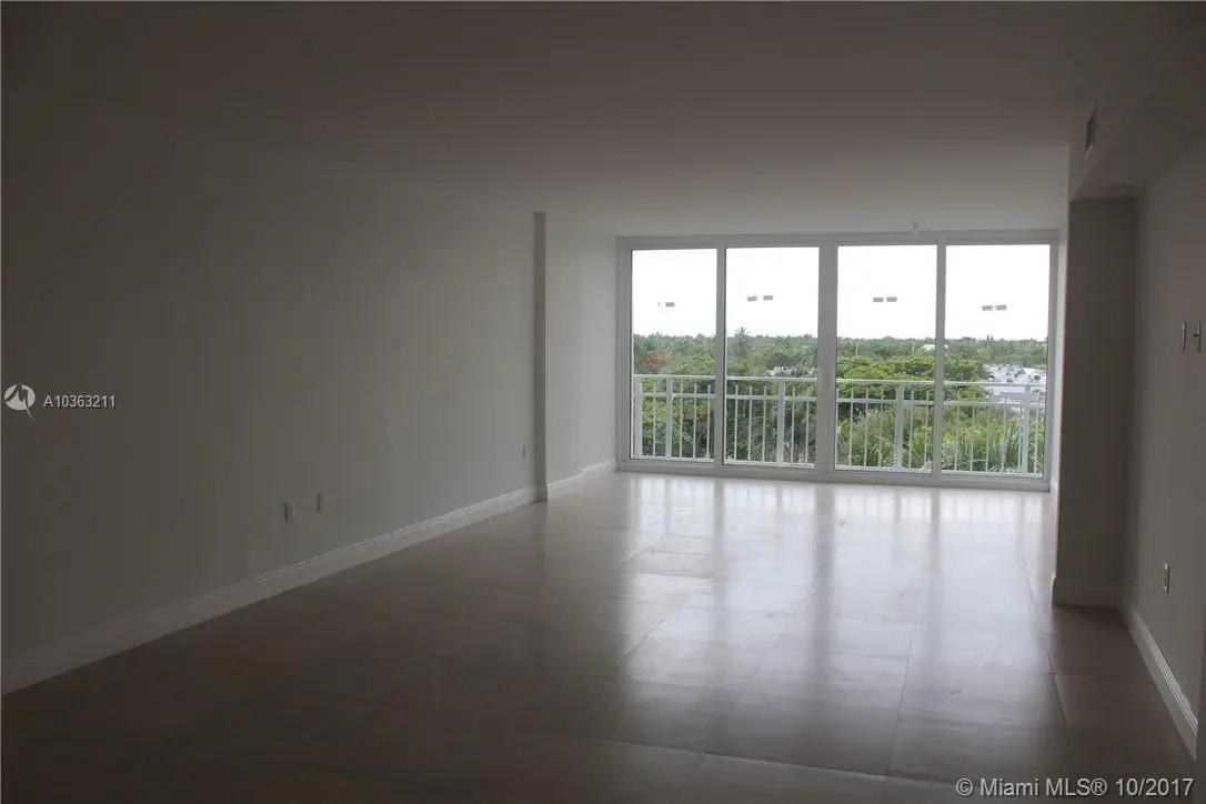 Photo 7 at 600 Grapetree Drive 5GN, Key Biscayne