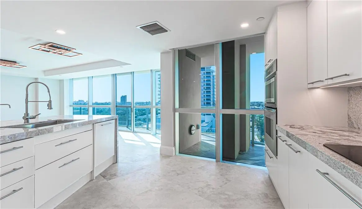 Photo 8 at 1200 Holiday Drive 705, Fort Lauderdale