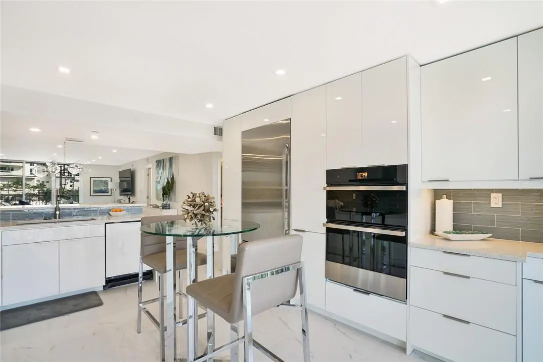 Photo 7 at 77 S Birch Road 3A, Fort Lauderdale