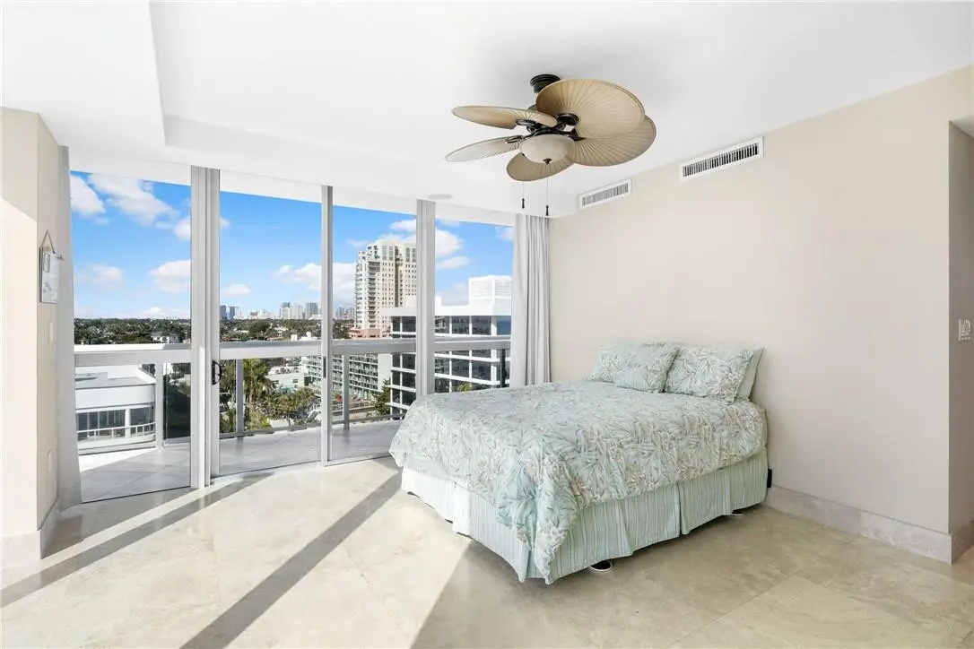 Photo 4 at 1200 Holiday Drive 605, Fort Lauderdale