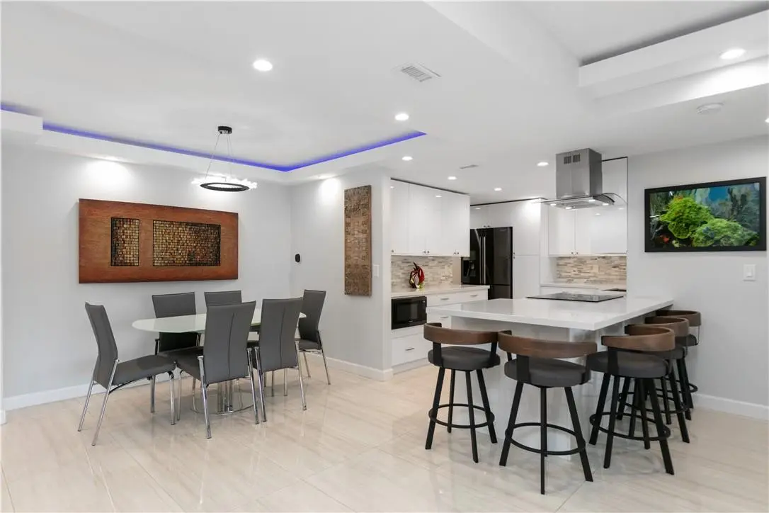 Photo 8 at 4900 N Ocean Boulevard 1604, Fort Lauderdale
