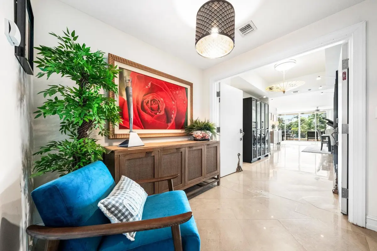 Photo 4 at 410 Hendricks Isle 204, Fort Lauderdale
