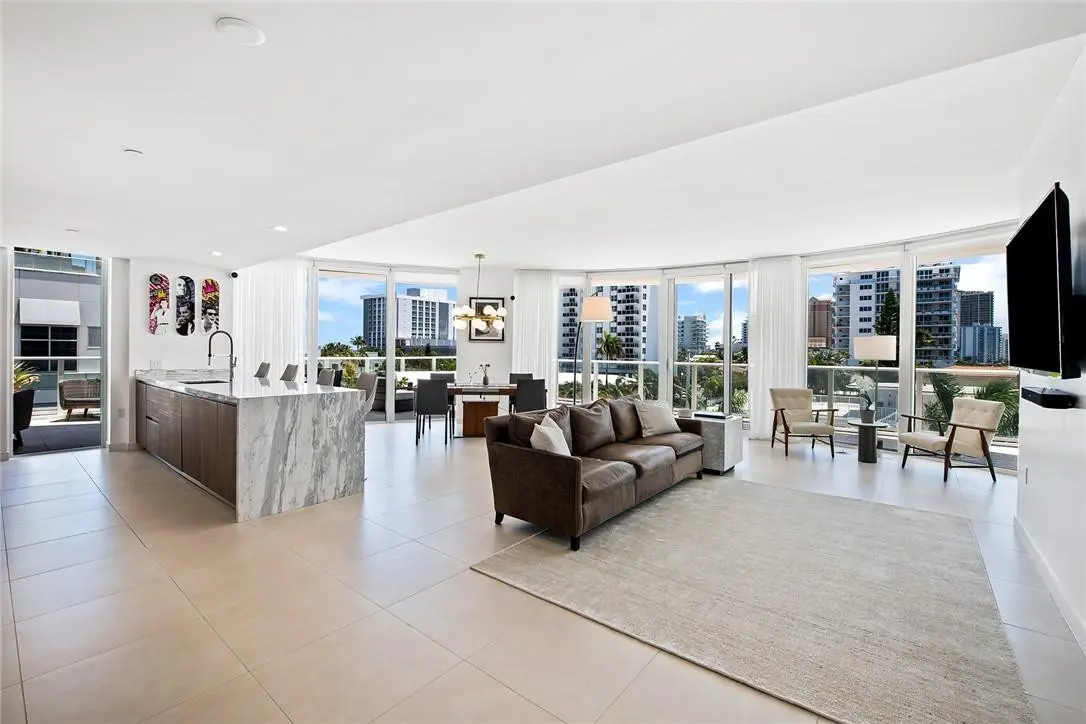 Photo 5 at 401 N Birch Road 400, Fort Lauderdale