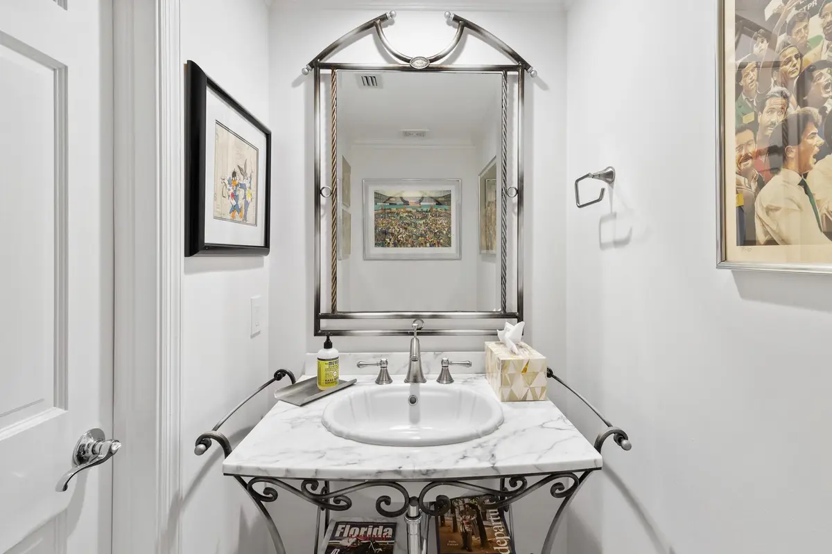 Powder room at 3370 Hidden Bay 1701, Aventura