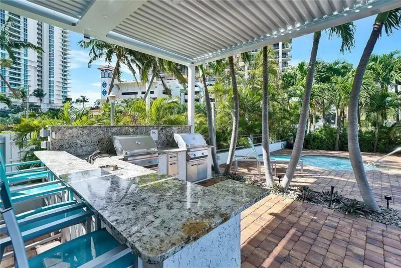 Photo 8 at 77 S Birch Road 15D, Fort Lauderdale