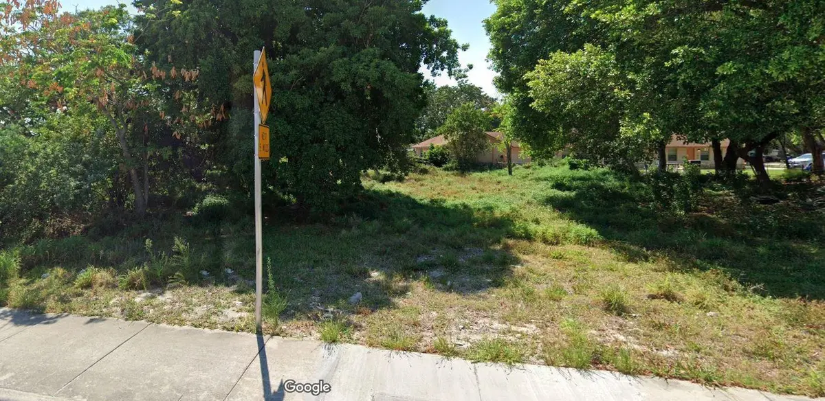Photo 4 at 583 S Dixie Highway, Deerfield Beach