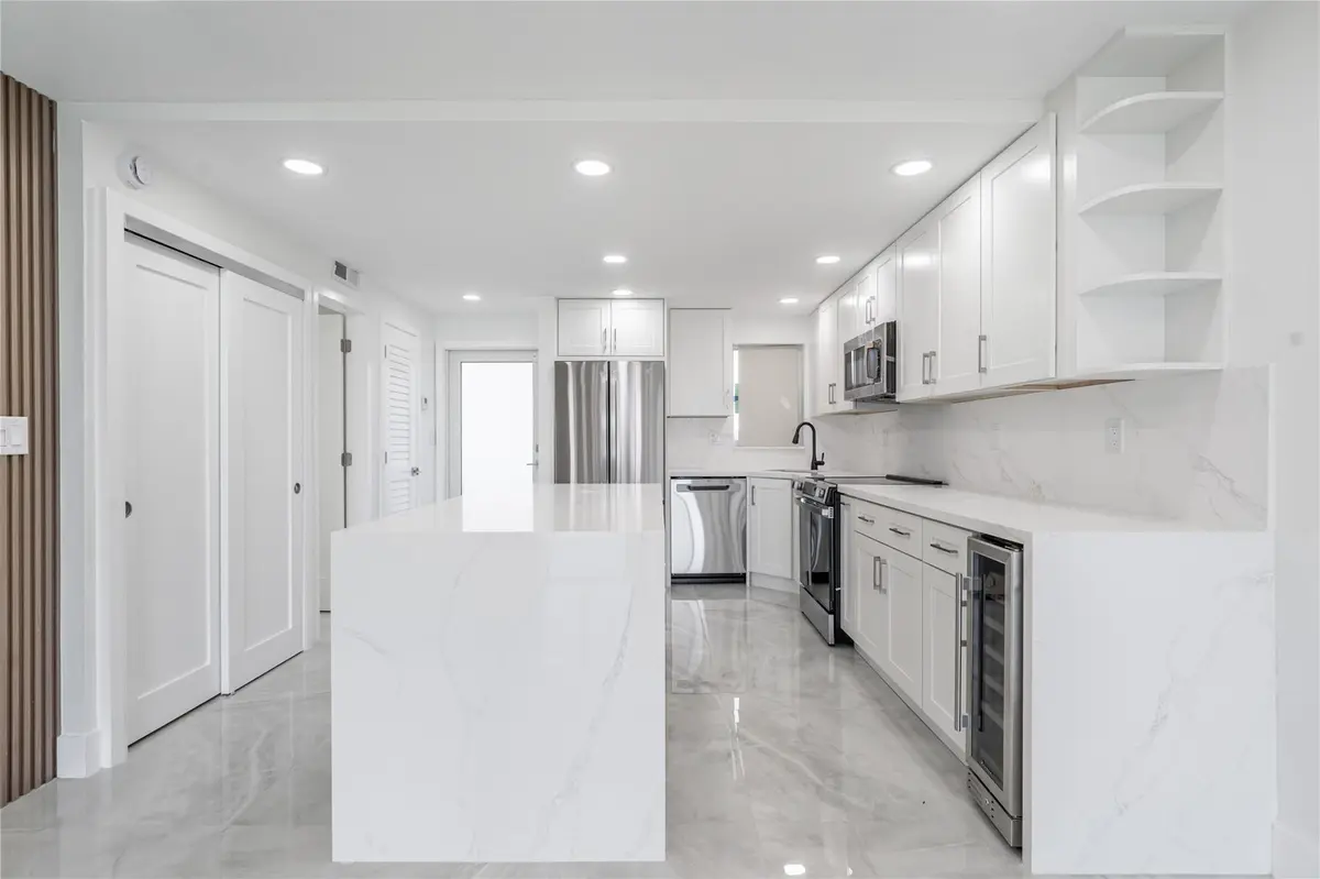 Photo 2 at 8900 Washington Boulevard 418, Pembroke Pines