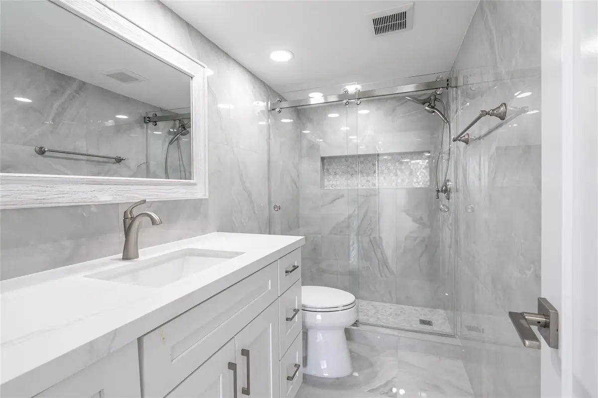Photo 4 at 8900 Washington Boulevard 418, Pembroke Pines