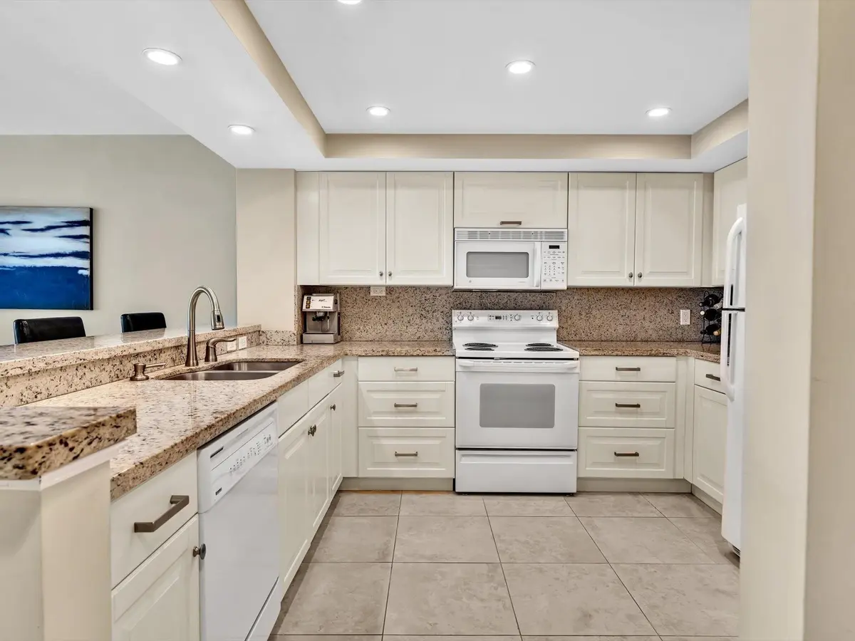 Photo 5 at 3900 Galt Ocean Drive 1214, Fort Lauderdale