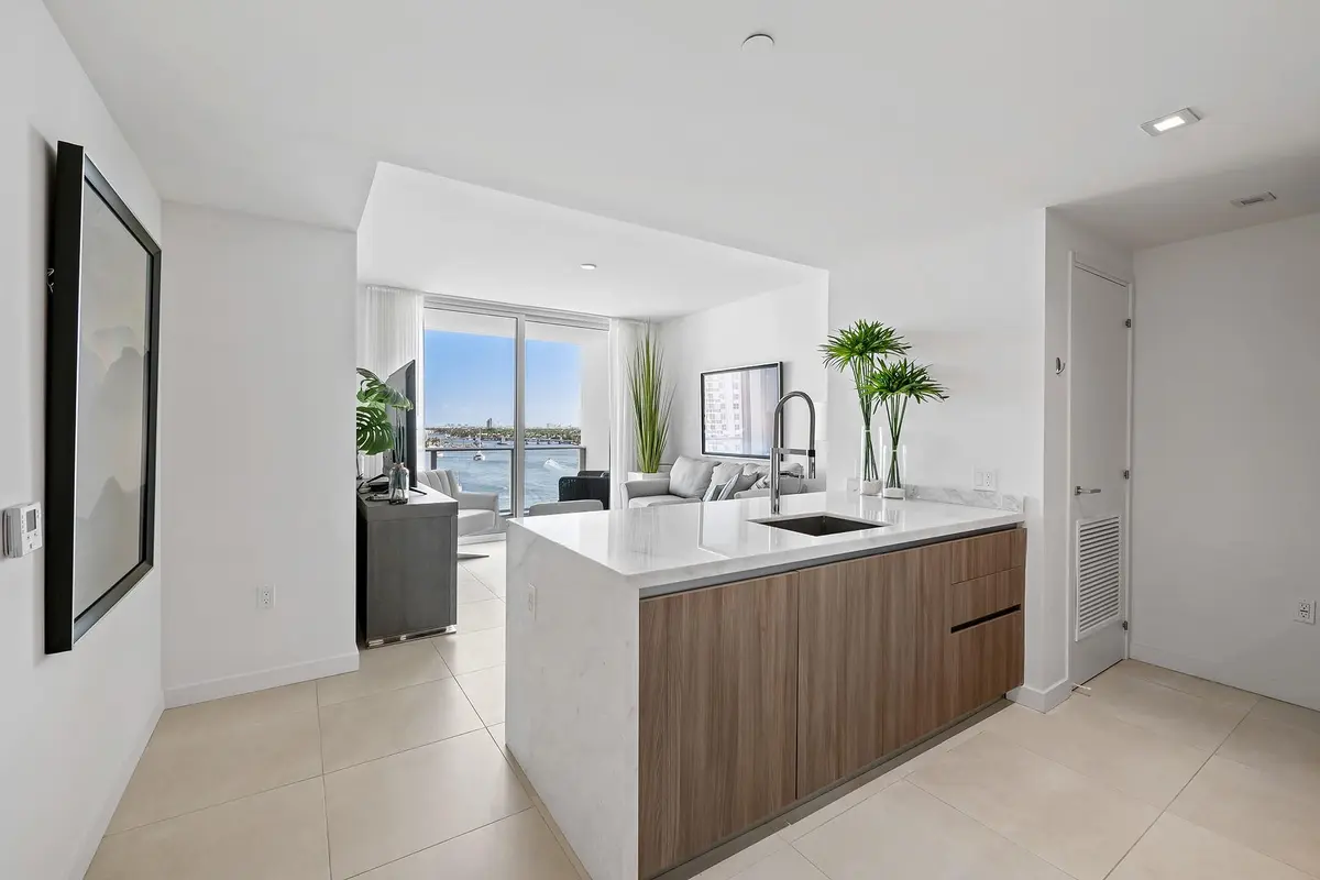 Photo 3 at 401 N Birch Road 903, Fort Lauderdale