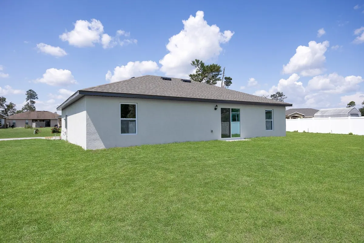 Photo 3 at 8725 98th Court, Vero Beach