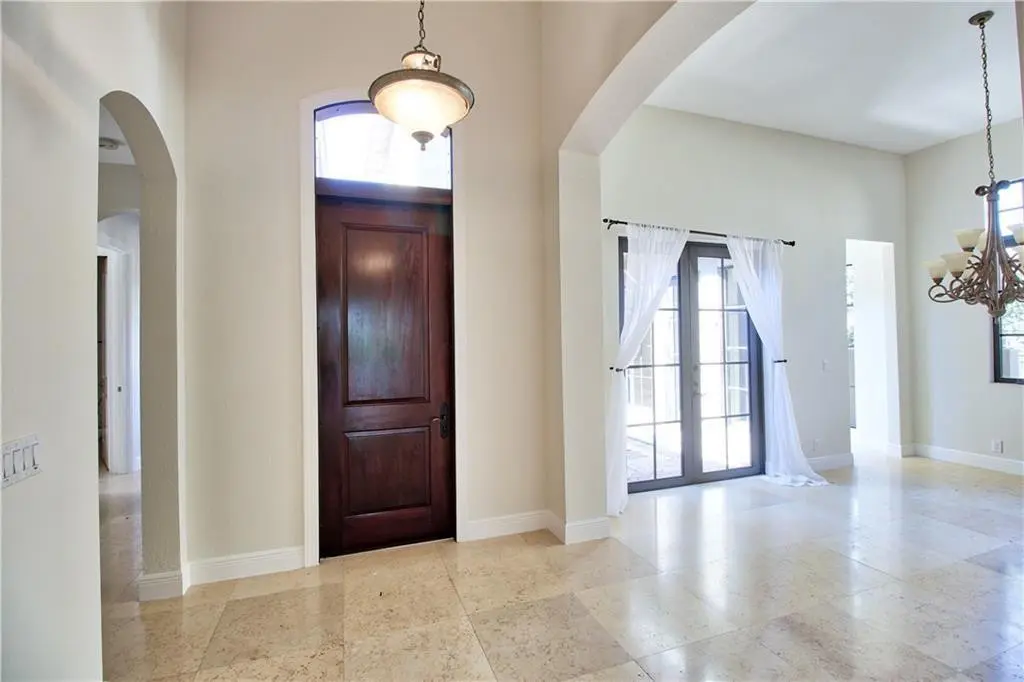 Photo 5 at 8166 Emerald Avenue, Parkland