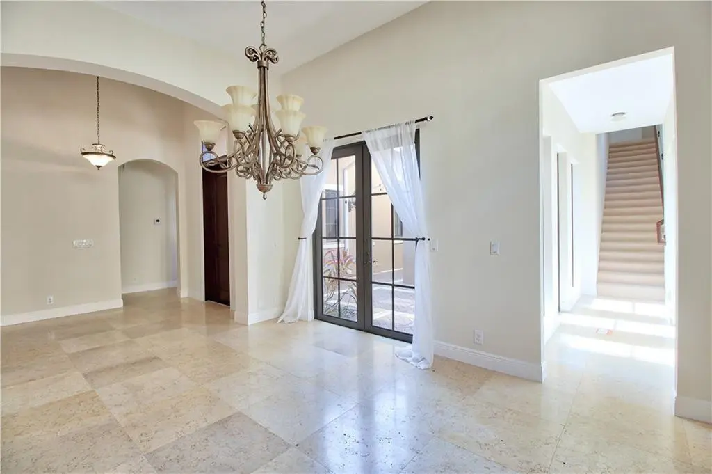 Photo 3 at 8166 Emerald Avenue, Parkland