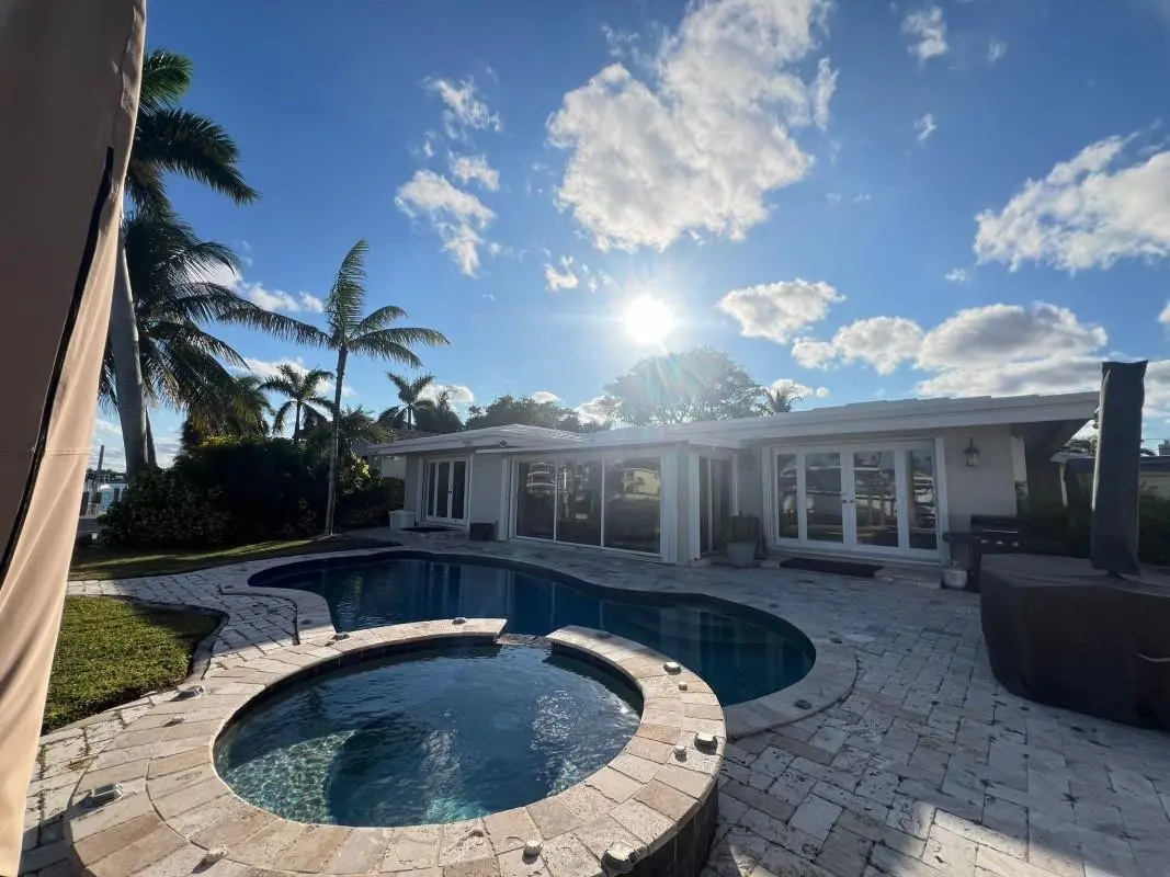 Photo 5 at 412 SE 28th Avenue, Pompano Beach