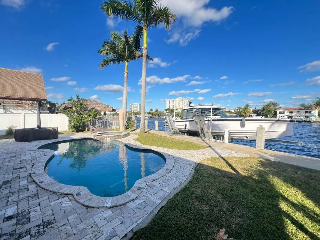 Photo 6 at 412 SE 28th Avenue, Pompano Beach