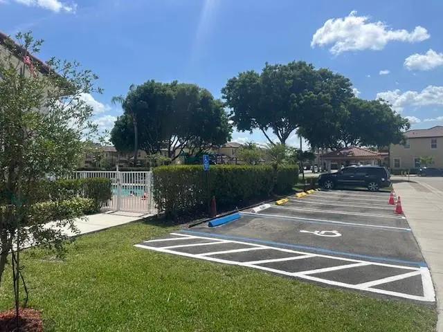 Photo 7 at 8691 NW 112th Court, Doral