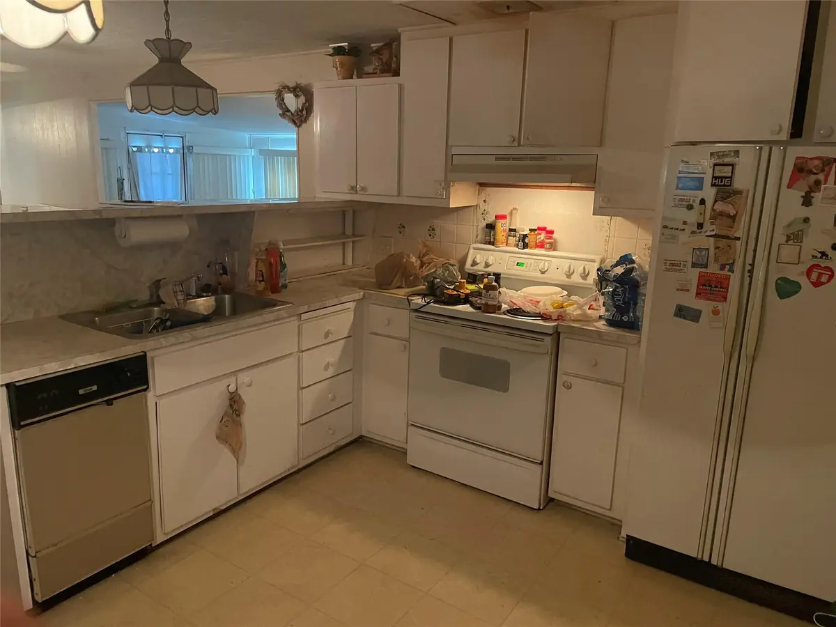 Photo 3 at 8581 SW 20th Place, Davie