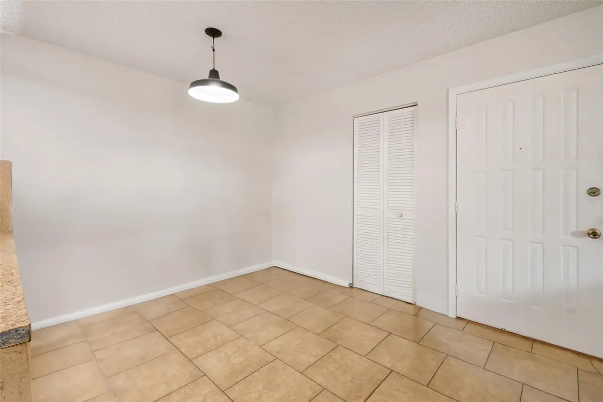 Photo 4 at 3402 Gardens Drive 14B, Palm Beach Gardens