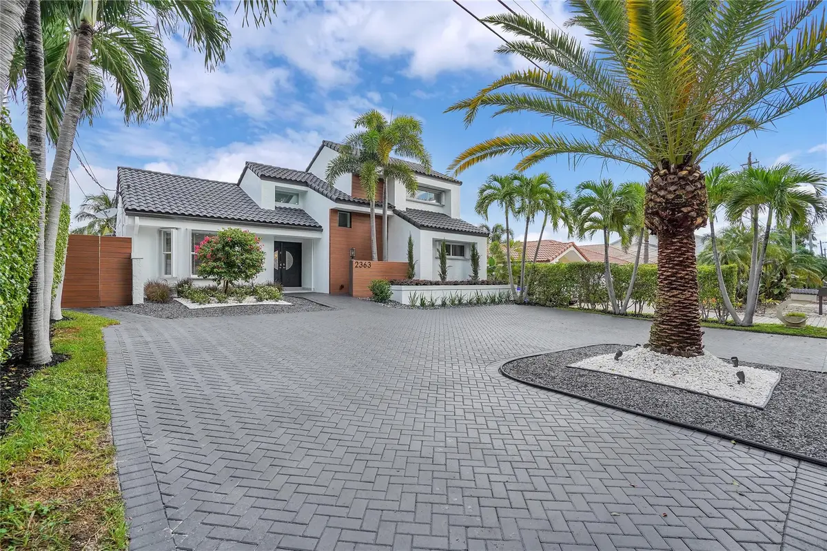 Photo 2 at 2363 SE 15th Street, Pompano Beach