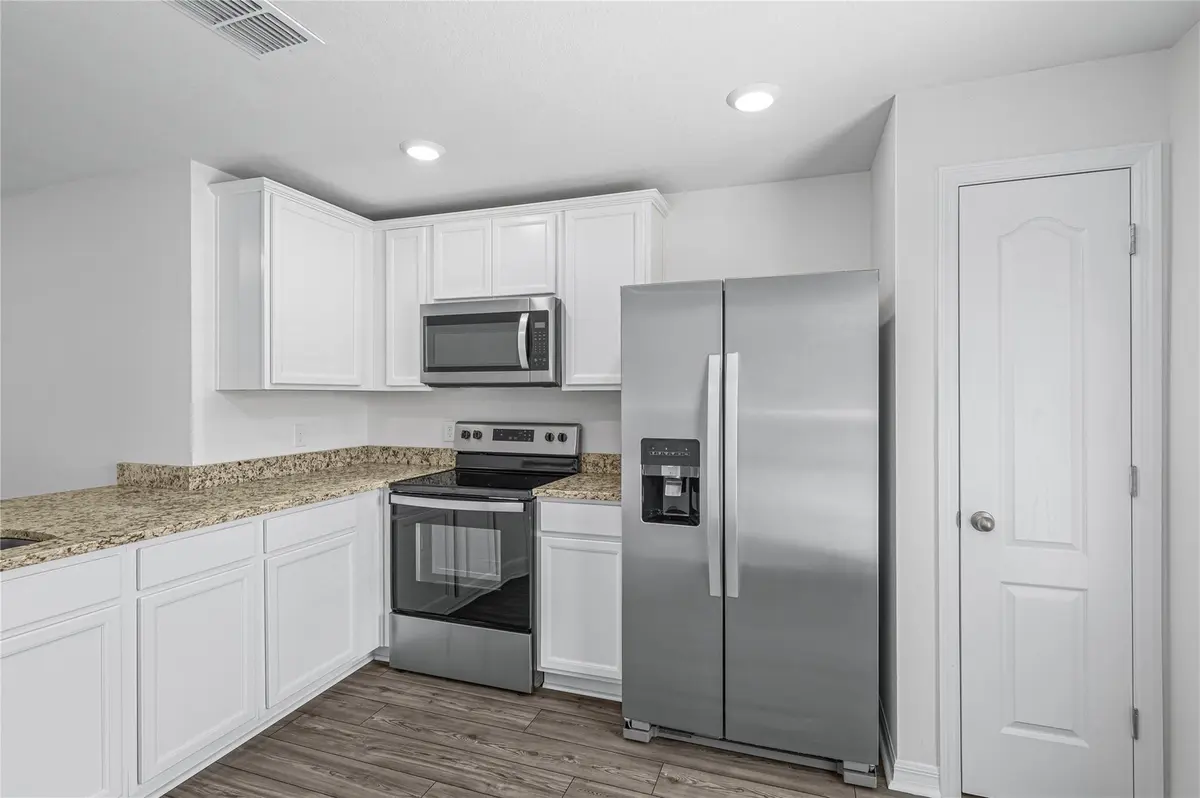 Photo 5 at 8175 104th Avenue, Vero Beach