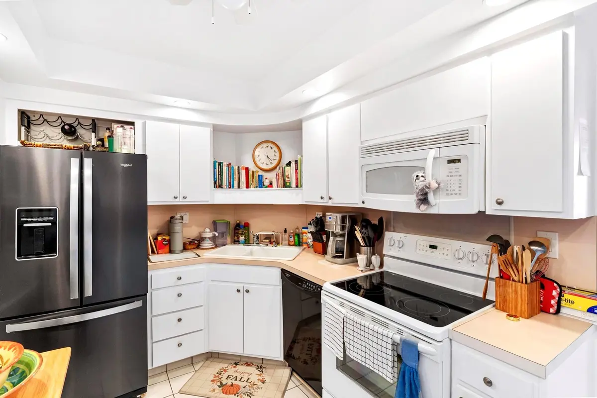 Photo 6 at 3333 NE 34th Street 1504, Fort Lauderdale