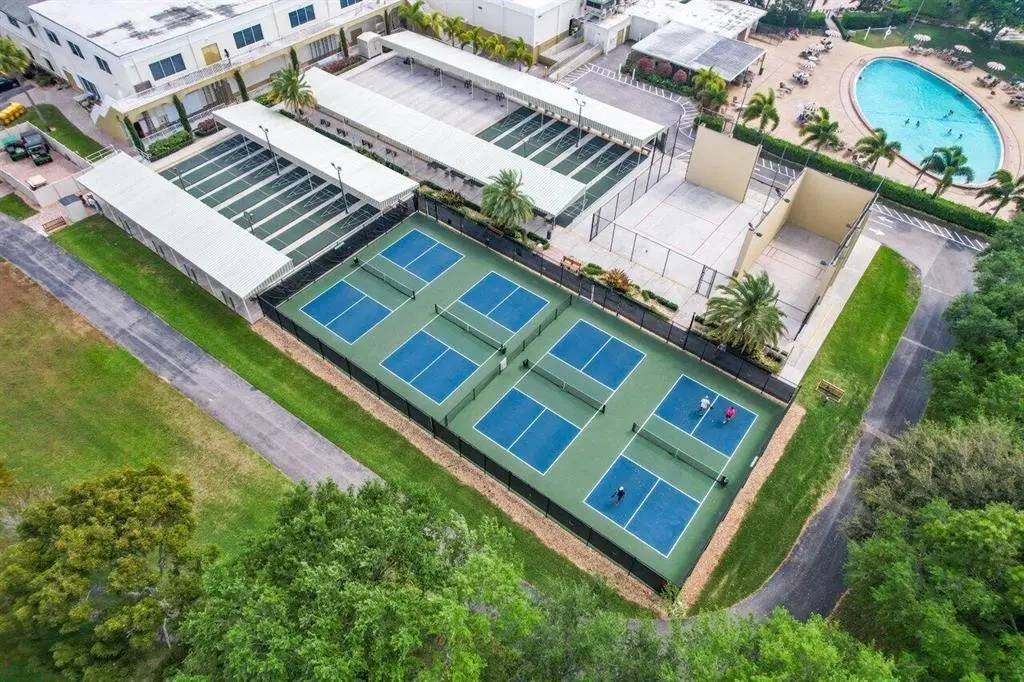 Photo 3 at 115 Sussex F 115, West Palm Beach