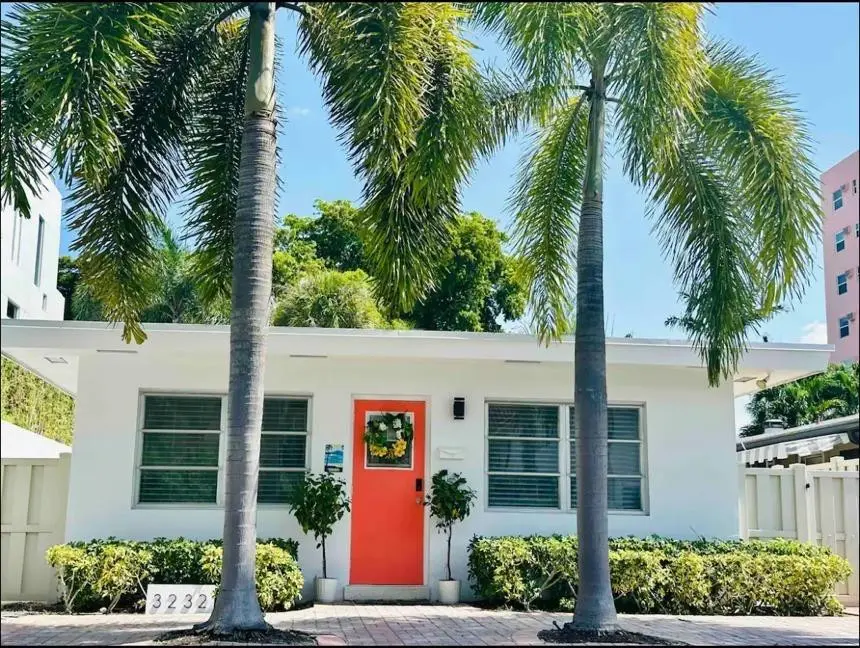 Photo 1 at 3232 NE 15th Street, Pompano Beach