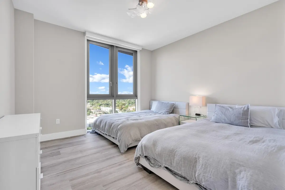 Photo 7 at 17111 Biscayne Boulevard 1702, North Miami Beach