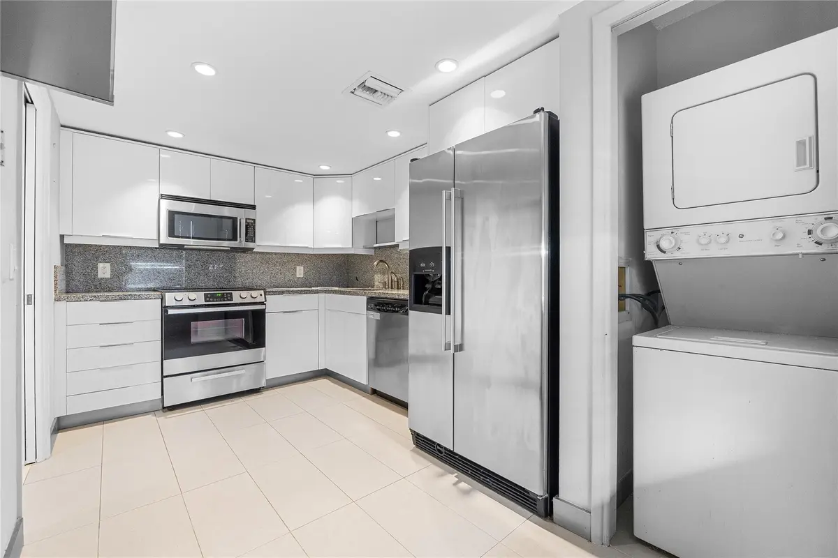 Photo 5 at 535 Oaks Drive 508, Pompano Beach