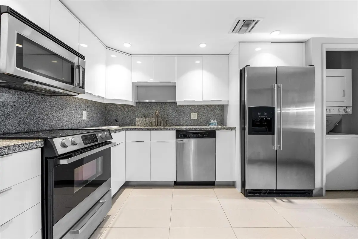 Photo 6 at 535 Oaks Drive 508, Pompano Beach