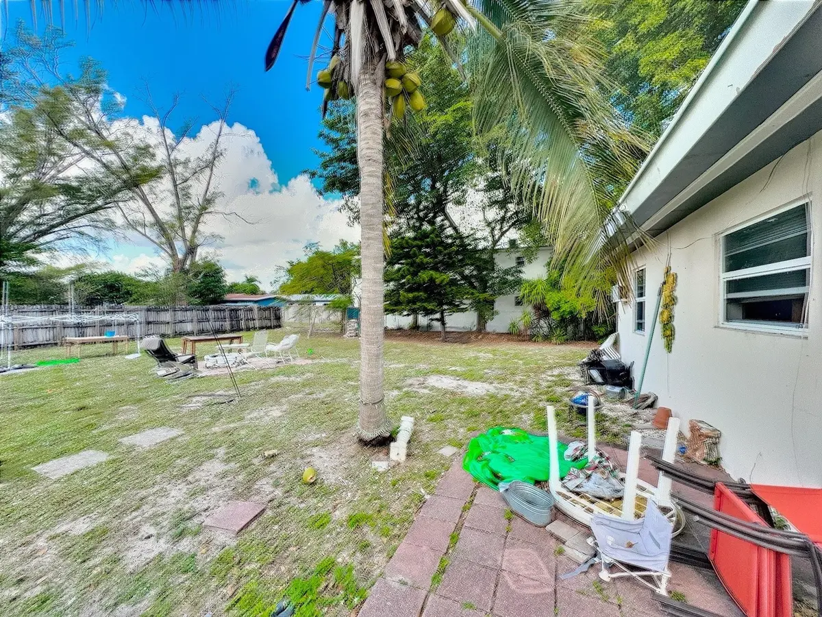 Photo 7 at 1219 NE 5th Terrace, Fort Lauderdale