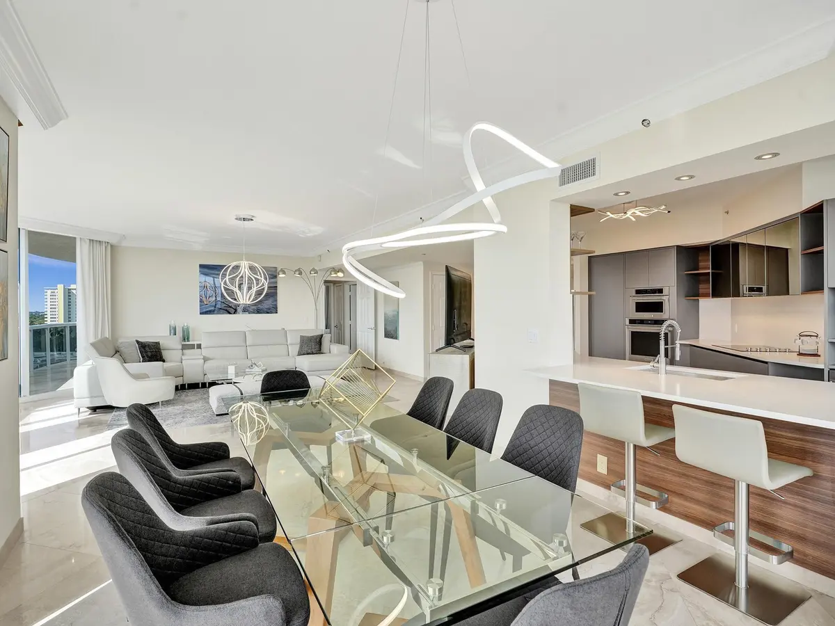 Photo 4 at 3100 N Ocean Boulevard 808, Fort Lauderdale