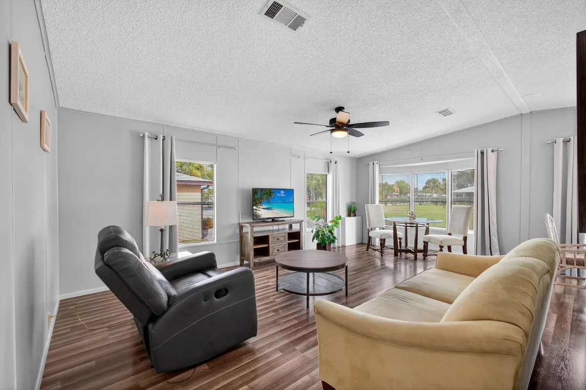 Photo 6 at 13981 Gorrion Court, Fort Pierce