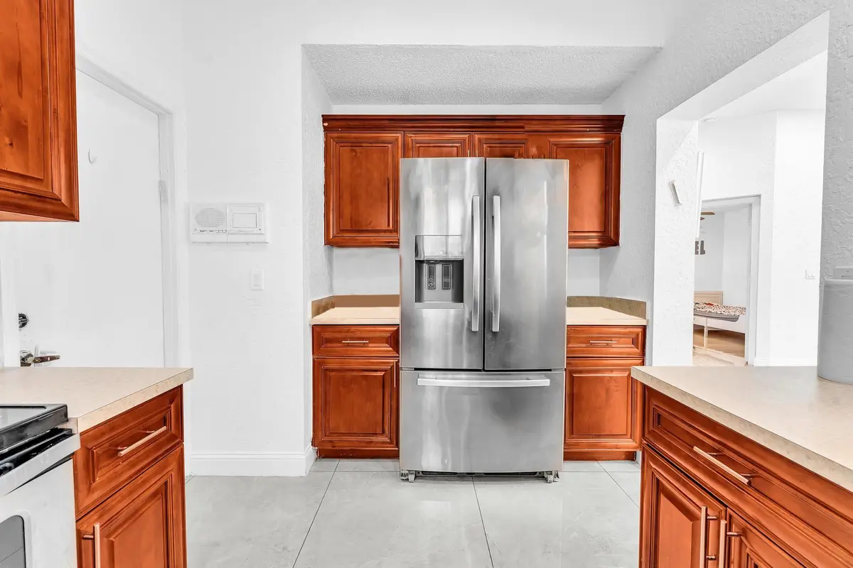 Photo 6 at 10180 NW 5th Street, Plantation