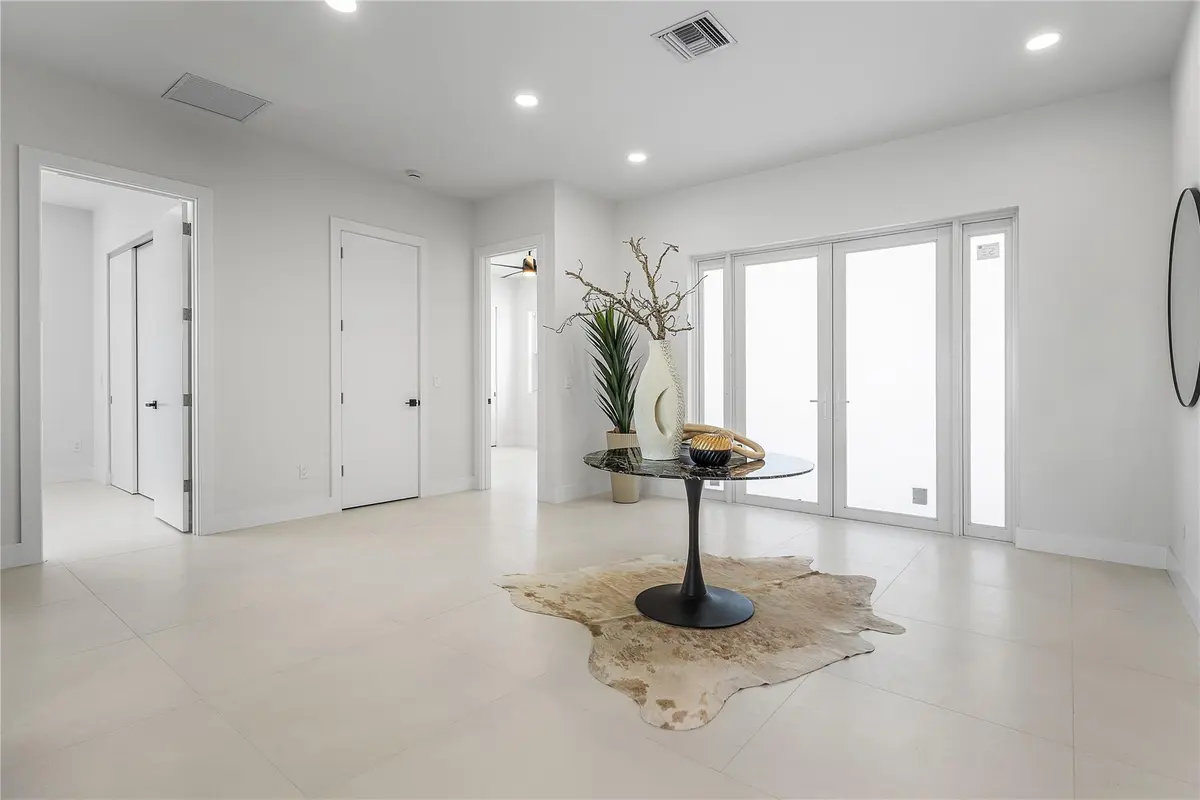 Photo 3 at 171 SE 4th Court, Pompano Beach